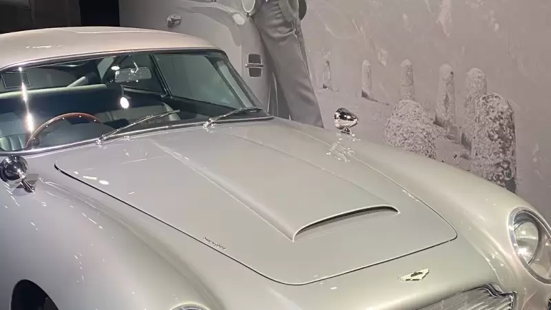 Bond in Motion - výstava